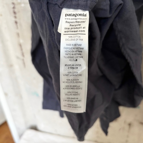 Patagonia Long-Sleeved Lightweight Fjord Flannel Shirt, Smolder Blue - Picture 5 of 5